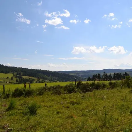 Semesterbostad Les Logis Des Chardons Châteauneuf-de-Randon