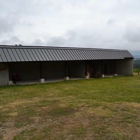 Semesterbostad Les Logis Des Chardons *